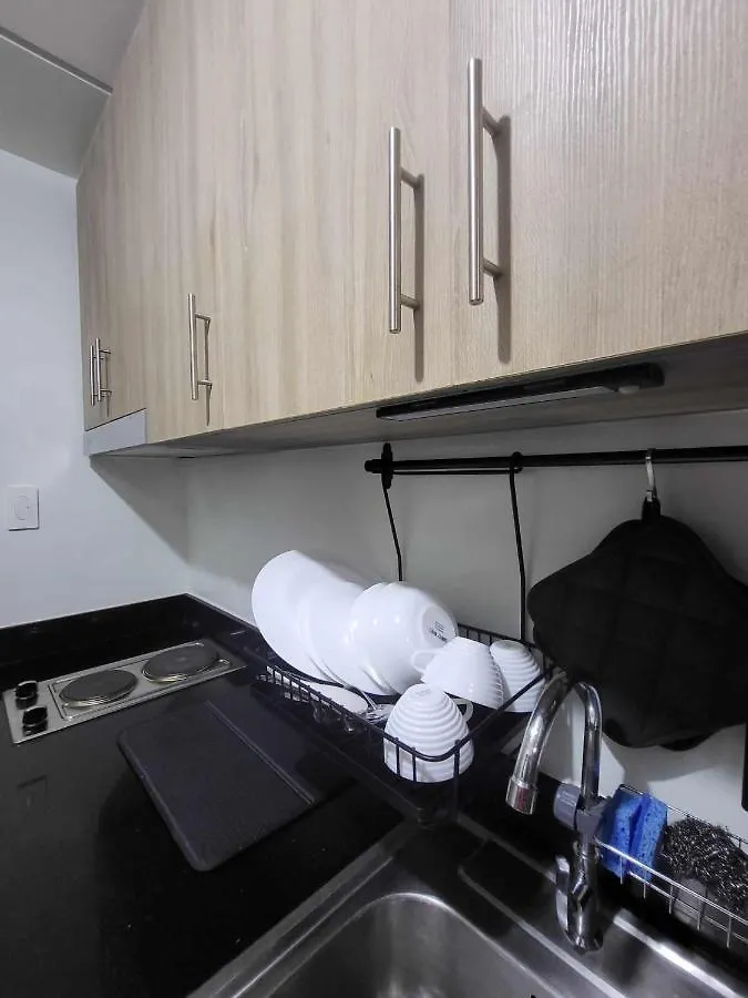 Shore 2 1Br Suite With Balcony Within Mall Of Asia Complex Pasay Philippines