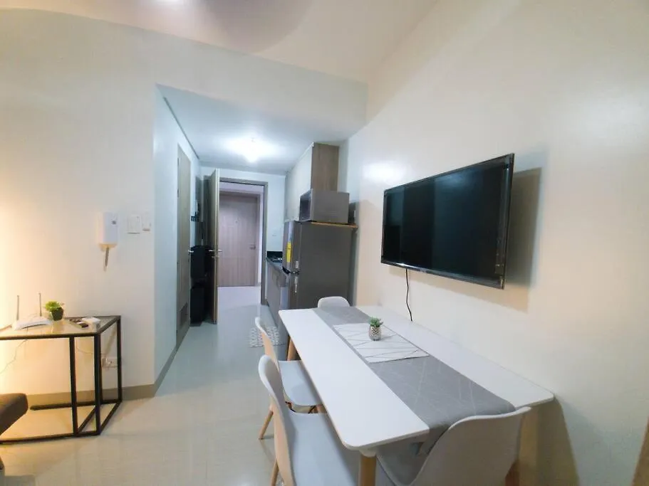 Апарт-отель Shore 2 1Br Suite With Balcony Within Mall Of Asia Complex Пасай Филиппины